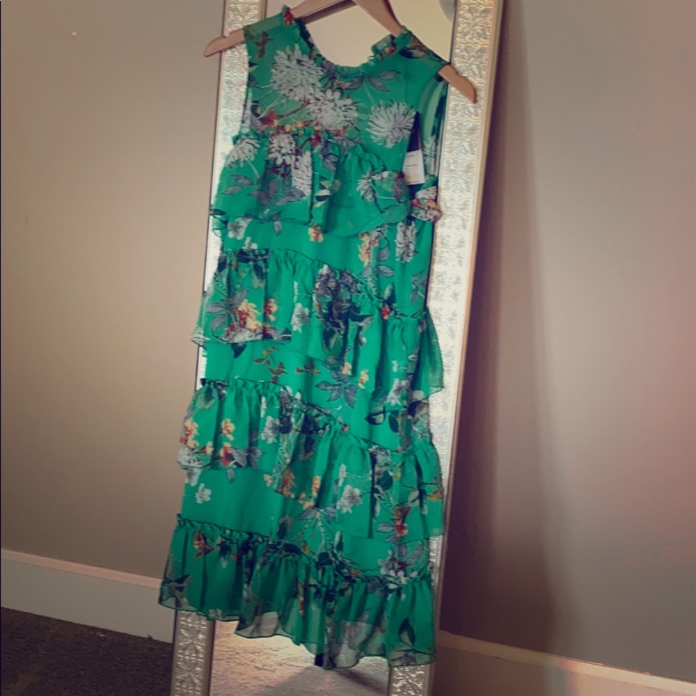 NWT Green exotic flower tiered ruffle dress